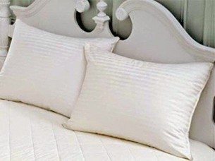 High Quality Comfortable White Pillow..