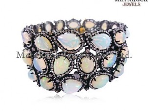Rainbow Moonstone Sterling Silver Gemstone Handmade Bracel..