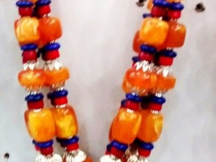 Fancy Look Resin Beads Necklace Chain..