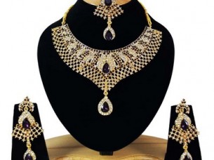 Gold Plated Elegance Style Zerconic Partywear Necklace Set..