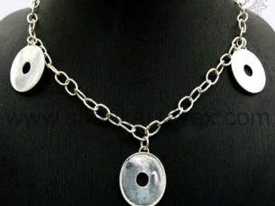 Trendy Design Plain 925 Sterling Silver Necklace..