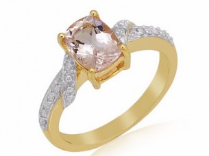 Fabolous Cushion morganite 10k gold yellow engagement ring..
