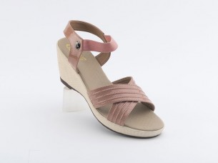 Hot Design Women Fashion Sandals..