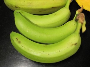 Fresh Green Banana Supplier in India..