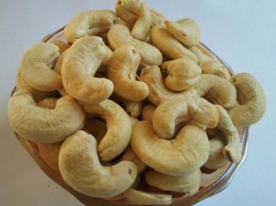 Cashew Nuts Whole White W-180..
