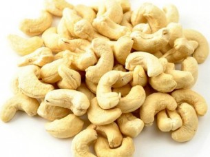 High Quality Fresh Indian Cashew Nuts..