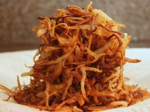 Supplier of Fried Onion Granules..
