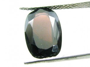 10.1Ct Brownish Red Cubic Zirconia Oval Faceted Gemstone..