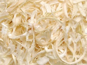 white onion flakes (kibble)..