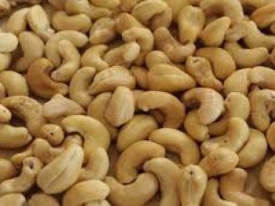 Raw Cashew Nuts..