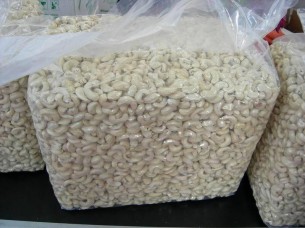 High Quality Cashew Nuts & Kernels..
