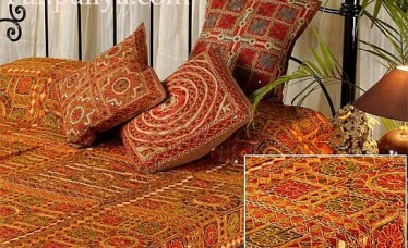 EXCLUSIVE COLLECTION EMBROIDERED BEDSPREADS