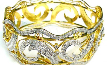 14 k Diamond Broad Bangles Bracelets
