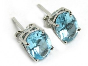 Beautiful Bold handmade sterling silver gemstone natural Blue Topaz Earring