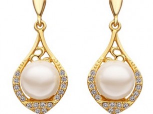 Latest Design Pearl Jewelry Earrings