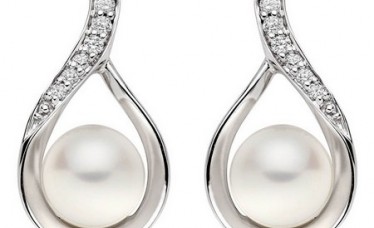 18k White Gold Pearl Diamond Earrings