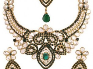 Green Gold Plated Kundan Necklace Set