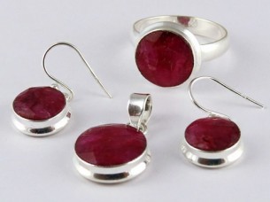 Ultimate Look of Ruby 925 Sterling Silver JewelleryvGemstone Set