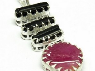 Amazing !! Black Onyx, Ruby Rough Stone Silver Jewelry Pendant Gemstone Silver Jewelry