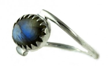 925 Sterling Silver Ring Labradorite Gemstone Ring At Wholesale Price